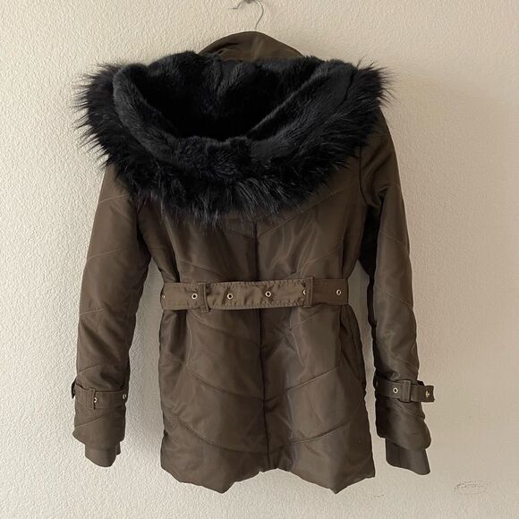 Express olive green belted puffer jacket - Picture 4 of 7